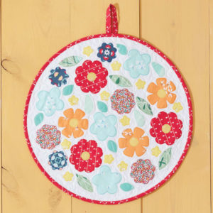 Create a unique small quilting project while your practice applique